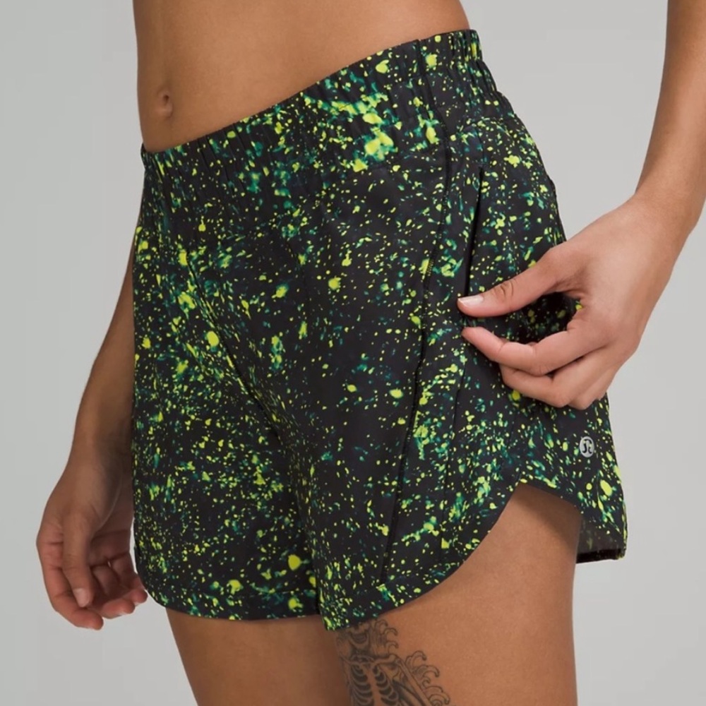 Lululemon Track That Athletic Short Size 6 UNLINED